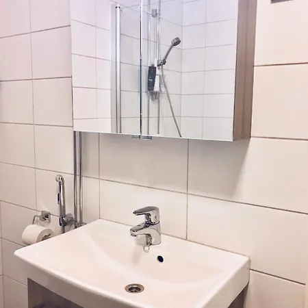 With 3 Bedrooms 10 Minutes From City Center Apartamento Helsinki